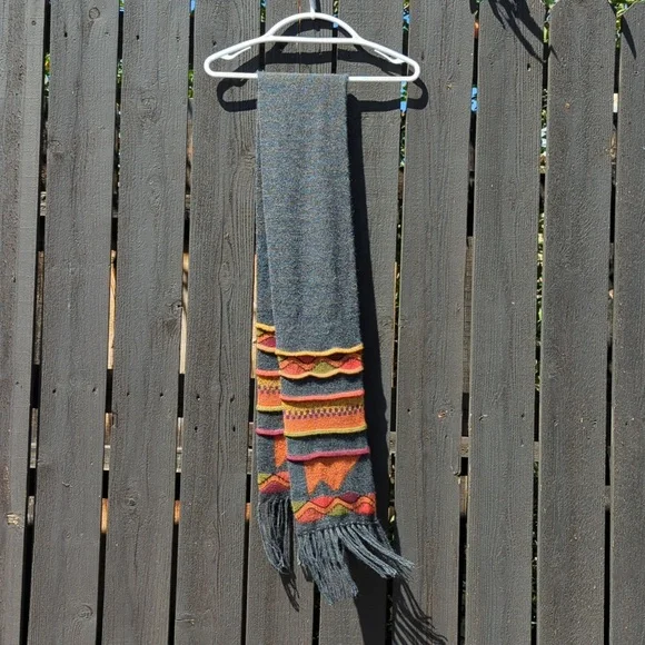 Gorgeous Peruvian Alpaca Scarf, Unisex, Like New, 8x66